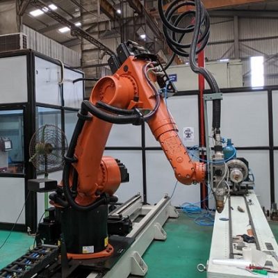 Robotic laser cladding machine